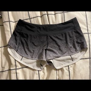 Black/White Splatter LuluLemon Speed Up Shorts